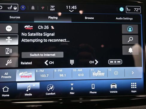 Used 2024 Chrysler Pacifica Limited FWD image 28