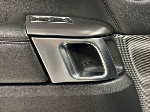 Used 2020 Land Rover Range Rover Sport SE AWD/4WD image 15
