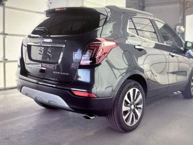 Used 2018 Buick Encore Essence FWD image 6
