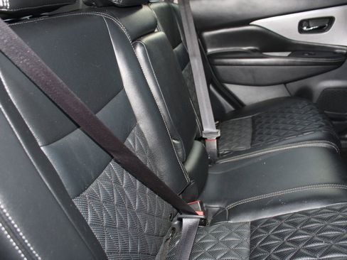 Used 2019 Nissan Murano SV image 15