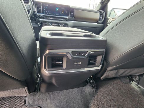 Used 2025 Chevrolet Silverado 1500 High Country w/ Technology Package image 21