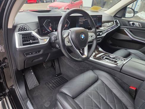 Used 2024 BMW X7 xDrive40i AWD/4WD image 14
