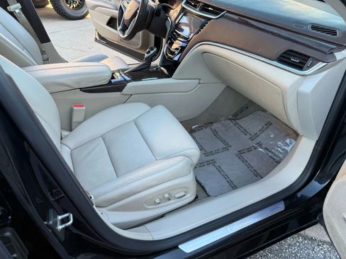 Used 2016 Cadillac XTS Luxury image 24