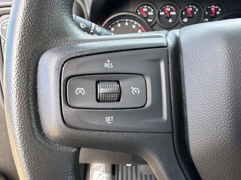 Used 2022 Chevrolet Silverado 1500 Custom image 29