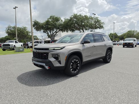 New 2026 Chevrolet Traverse Z71 w/ Driver Confidence Package AWD/4WD image 11