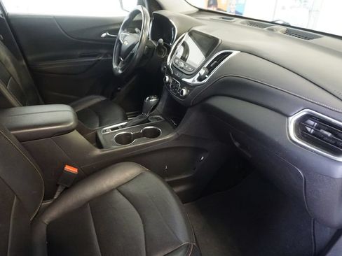 Used 2018 Chevrolet Equinox Premier AWD/4WD image 25