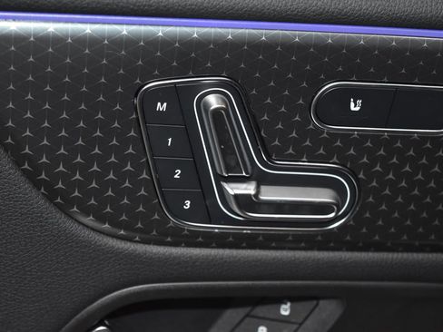 Certified 2025 Mercedes-Benz GLA 250 4MATIC image 5