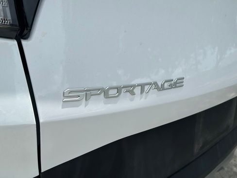 Used 2023 Kia Sportage EX FWD image 29
