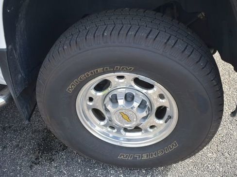 Used 2007 Chevrolet Silverado 2500 LT w/ 2LT Convenience Package RWD image 11