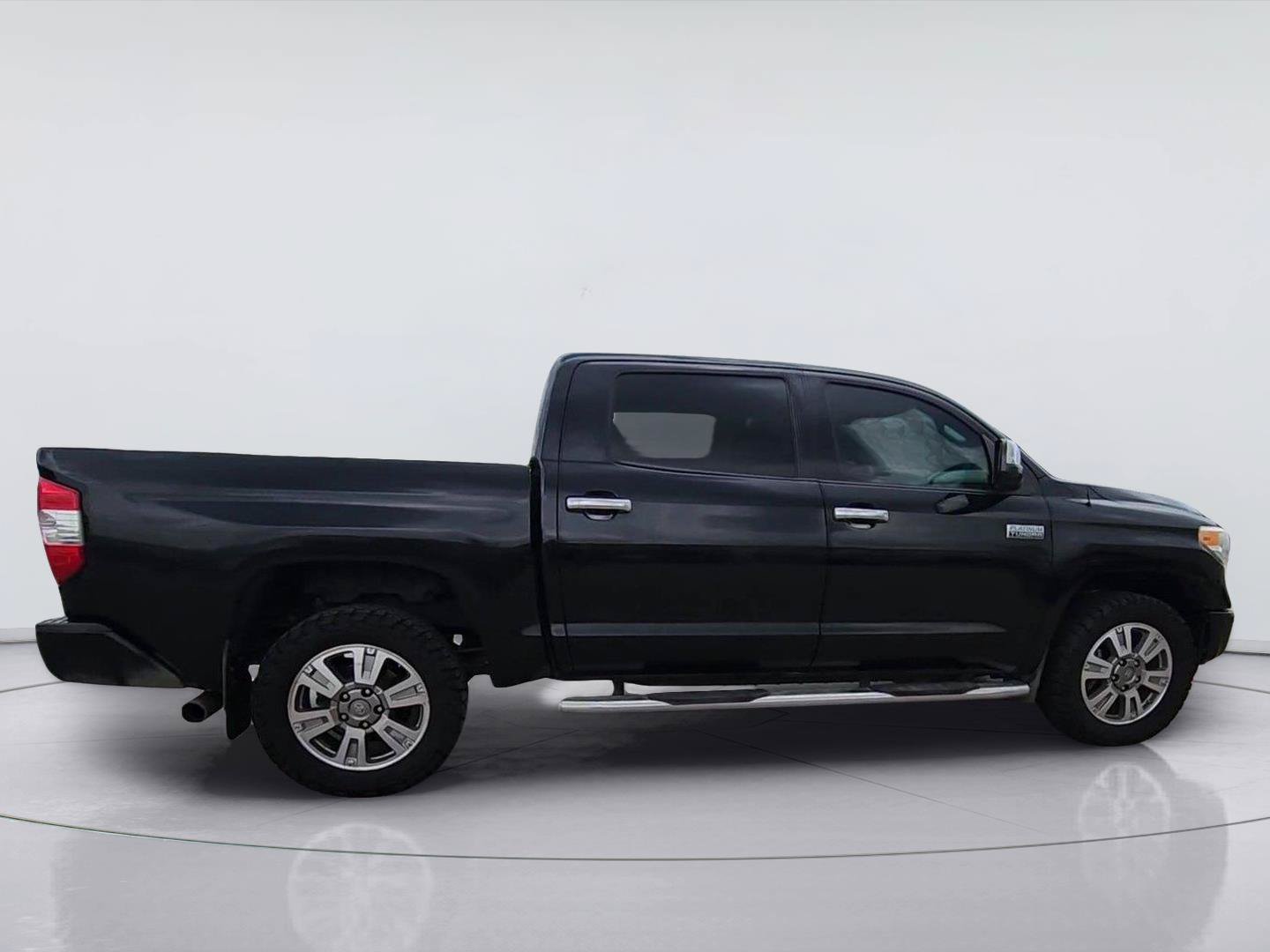 Used 2017 Toyota Tundra Platinum AWD/4WD image 9