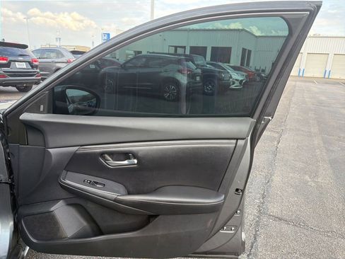 Used 2021 Nissan Sentra SV image 28