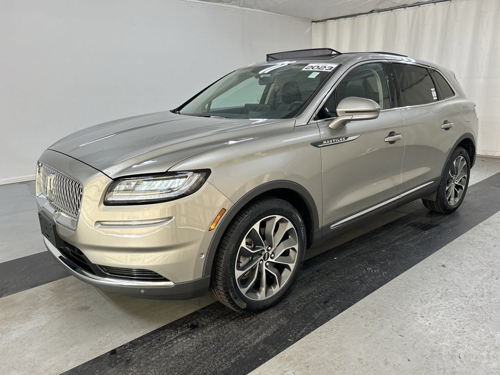 Used 2023 Lincoln Nautilus Reserve w/ Equipment Group 201A AWD/4WD image 5