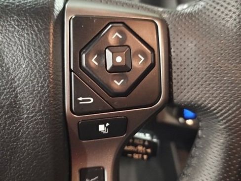 Used 2023 Toyota Tacoma SR5 image 17