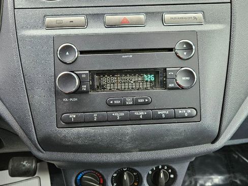 Used 2013 Ford Transit Connect XLT image 36