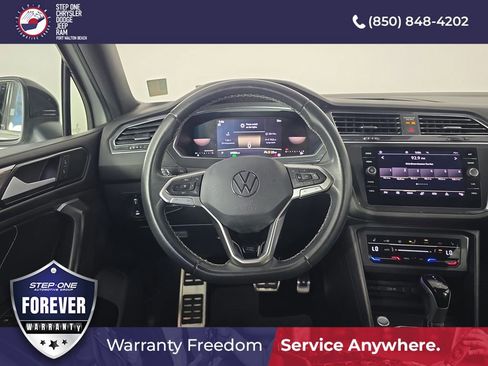 Used 2023 Volkswagen Tiguan SE R-Line FWD image 16