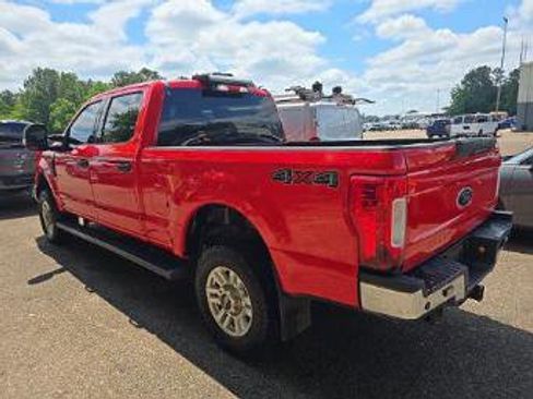 Used 2019 Ford F250 XLT w/ XLT Value Package AWD/4WD image 6