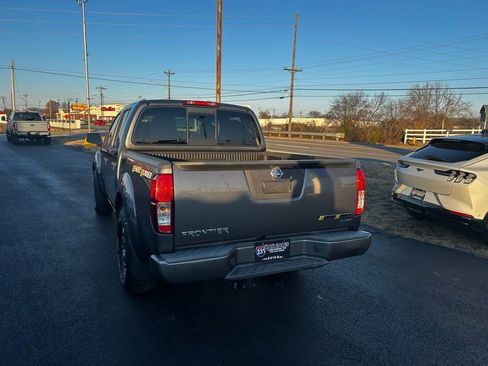 Used 2017 Nissan Frontier Desert Runner image 5