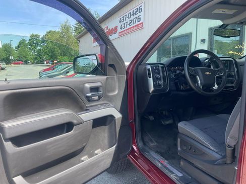 Used 2016 Chevrolet Silverado 1500 LT w/ LT Convenience Package AWD/4WD image 9