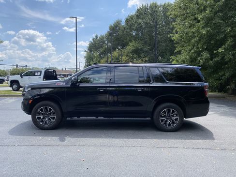 Used 2023 Chevrolet Suburban Z71 w/ Luxury Package AWD/4WD image 6