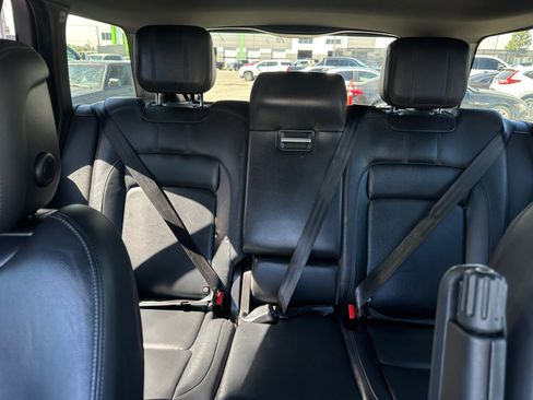 Used 2019 Land Rover Range Rover image 24