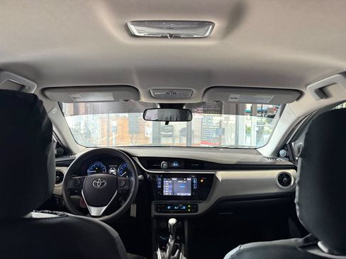 Used 2017 Toyota Corolla LE w/ LE Premium Package FWD image 20