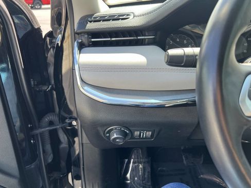 Used 2022 Jeep Compass Limited image 15