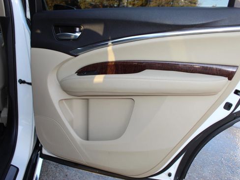 Used 2017 Acura MDX SH-AWD image 18