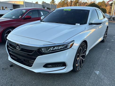 Used 2020 Honda Accord EX image 1