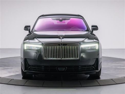 Used 2025 Rolls-Royce Ghost image 8