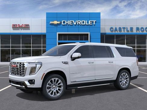 New 2026 GMC Yukon XL Denali w/ LPO, Floor Liner Package AWD/4WD image 2