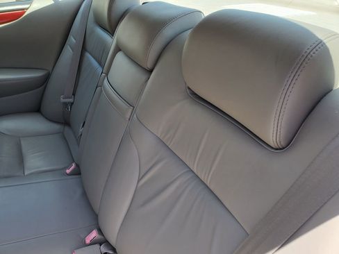 Used 2004 Lexus ES 330 FWD image 26
