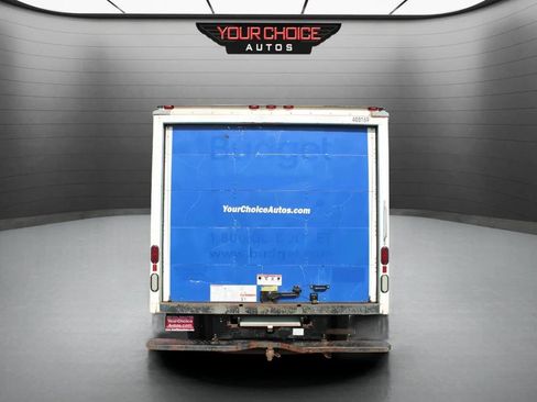 Used 2014 Ford E-350 and Econoline 350 Super Duty image 6