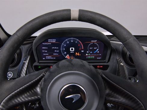 Used 2022 McLaren 765LT RWD image 25