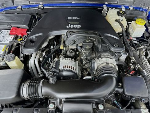 Certified 2021 Jeep Gladiator Sport w/ Quick Order Package 24Q 80Th AWD/4WD image 38