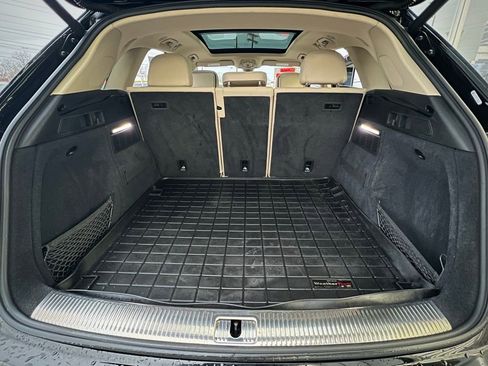 Used 2019 Audi Q5 Prestige w/ Prestige Package image 23