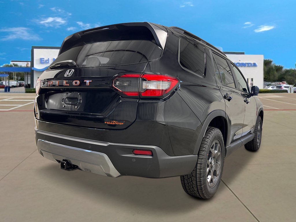 New 2026 Honda Pilot TrailSport image 5