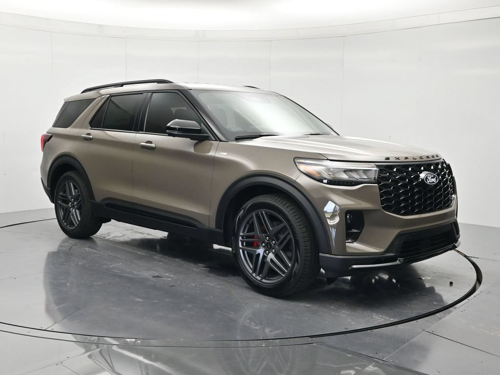 New 2027 Ford Explorer ST-Line w/ ST-Line Street Pack RWD image 3