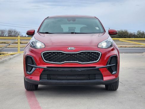 Certified 2022 Kia Sportage LX w/ LX FWD Value Edition Package image 2