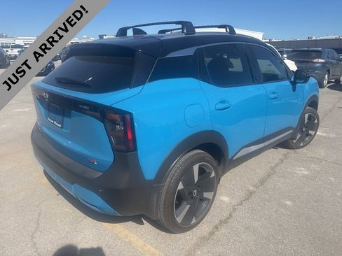 Certified 2025 Nissan Kicks SR w/ SR Premium Package image 5