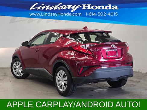Used 2019 Toyota C-HR LE FWD image 4