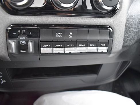 New 2025 RAM 4500 Tradesman AWD/4WD image 22