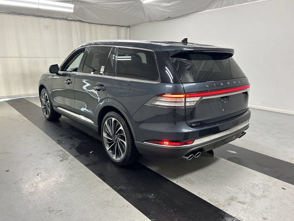 Used 2021 Lincoln Aviator Reserve w/ Equipment Group 201A AWD/4WD image 7