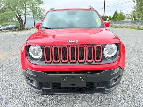 Used 2017 Jeep Renegade Latitude AWD/4WD image 7