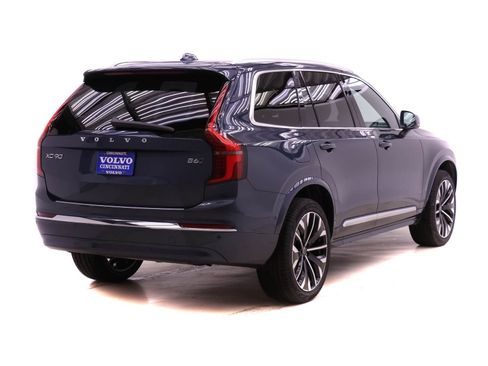 New 2026 Volvo XC90 B6 Plus w/ Protection Package Premier image 4