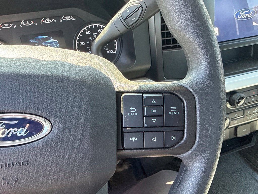 Used 2026 Ford F250 XL w/ XL Off-Road Package AWD/4WD image 16
