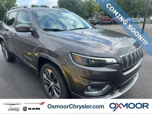Certified 2019 Jeep Cherokee Overland w/ Technology Group AWD/4WD image 1