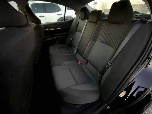 Used 2025 Toyota Camry LE image 20