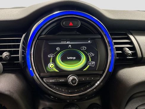 Used 2018 MINI Cooper 2-Door Hardtop FWD image 12