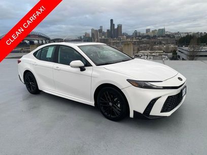 Used 2025 Toyota Camry SE w/ Convenience Package