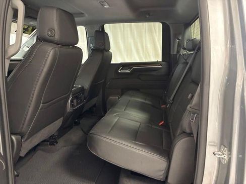 Used 2025 GMC Sierra 2500 Denali w/ Denali Reserve Package AWD/4WD image 29